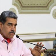 Maduro dice respetar la decisión de González Urrutia de salir de Venezuela a España