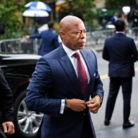 Alcalde de Nueva York se declara no culpable de cargos de corrupción