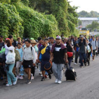 Una caravana de migrantes sale desde el sur de México ante la falta de empleo