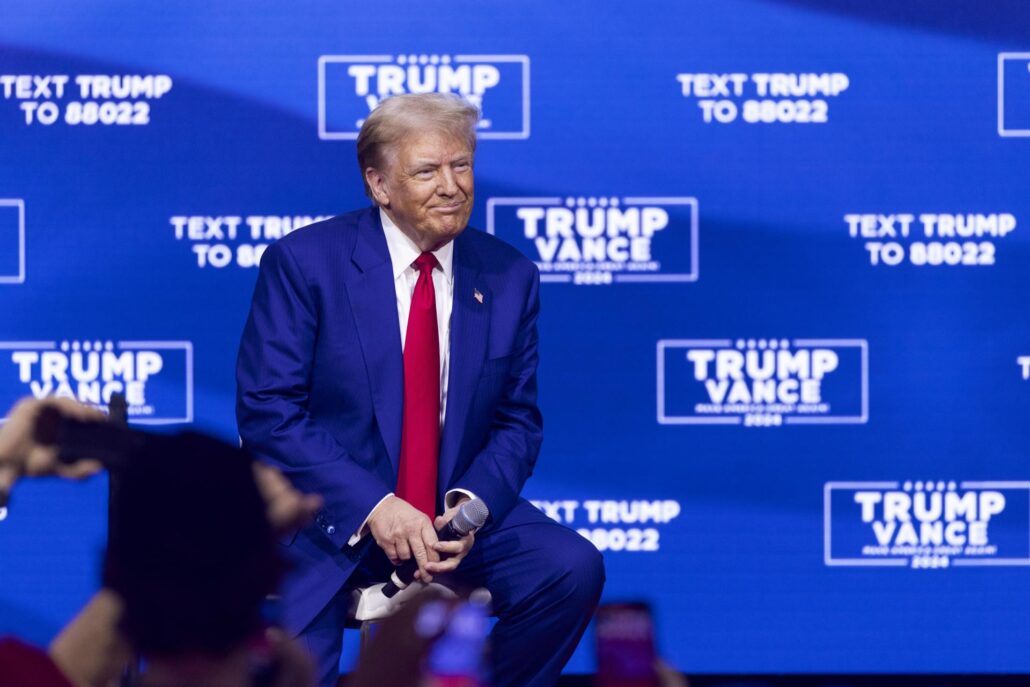 Trump no confirma si ha hablado con Putin pero dice que sería algo "inteligente"