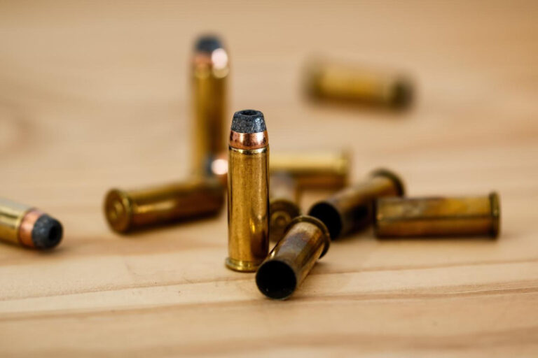 Asesinan a tiros a hombre y hieren a mujer frente al Organismo Judicial en Guatemala 8 | Noticias de hoy en República Dominicana 651cf04aa88da.r d.652 421 | Noticias de hoy en De Último Minuto