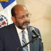Viceministro de Asuntos Migratorios advierte sobre presiones para otorgar nacionalidad de manera irregular