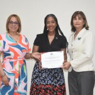 MESCyT entrega certificados a participantes del cuarto diplomado de Internacionalización de IES dominicanas