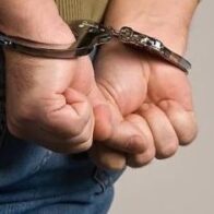 Desaprensivo arrestado por robo en centro educativo en La Vega
