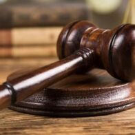 Una madre, condenada a 10 años de cárcel por torturar a sus hijos en Italia