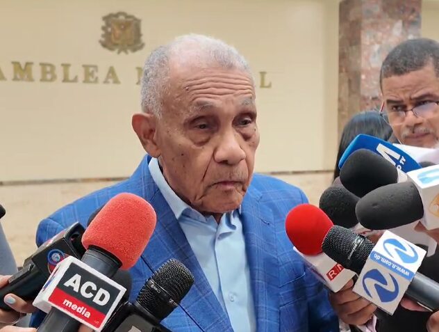 Pastor Ezequiel Molina: Estado debe "enfilar sus cañones" contra la evasión de impuestos
