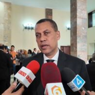 Guido Gómez aplaude proclamación de nueva Constitución