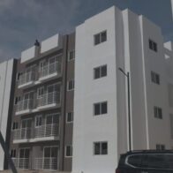 Ministerio de Vivienda entrega 250 apartamentos a policías en Los Alcarrizos