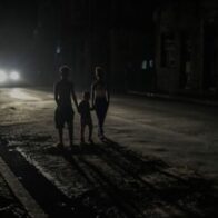Cuba mantiene los intentos por restaurar su red eléctrica en medio del apagón masivo