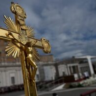 El papa Francisco recorta el salario de los cardenales de la Curia romana
