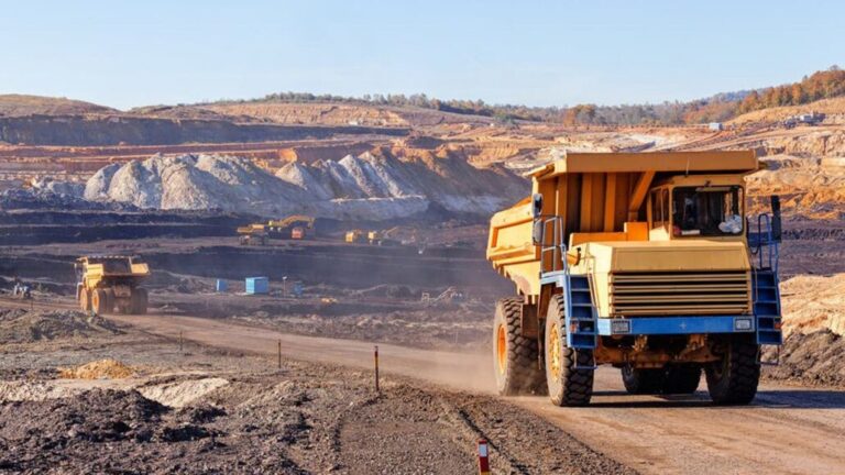 Imagen fuente externa. Producción de Perú sube un 3,53 % en agosto por alzas en minería y alojamiento