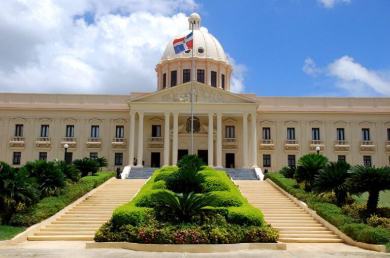 Poder Ejecutivo crea comisión especial para coordinar fusión Mescyt/Minerd 6 | Noticias de hoy en República Dominicana Abinader designa nuevos funcionarios en el servicio consular