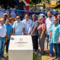 Alcalde de Pantoja inaugura parque infantil en el sector Villa Duarte