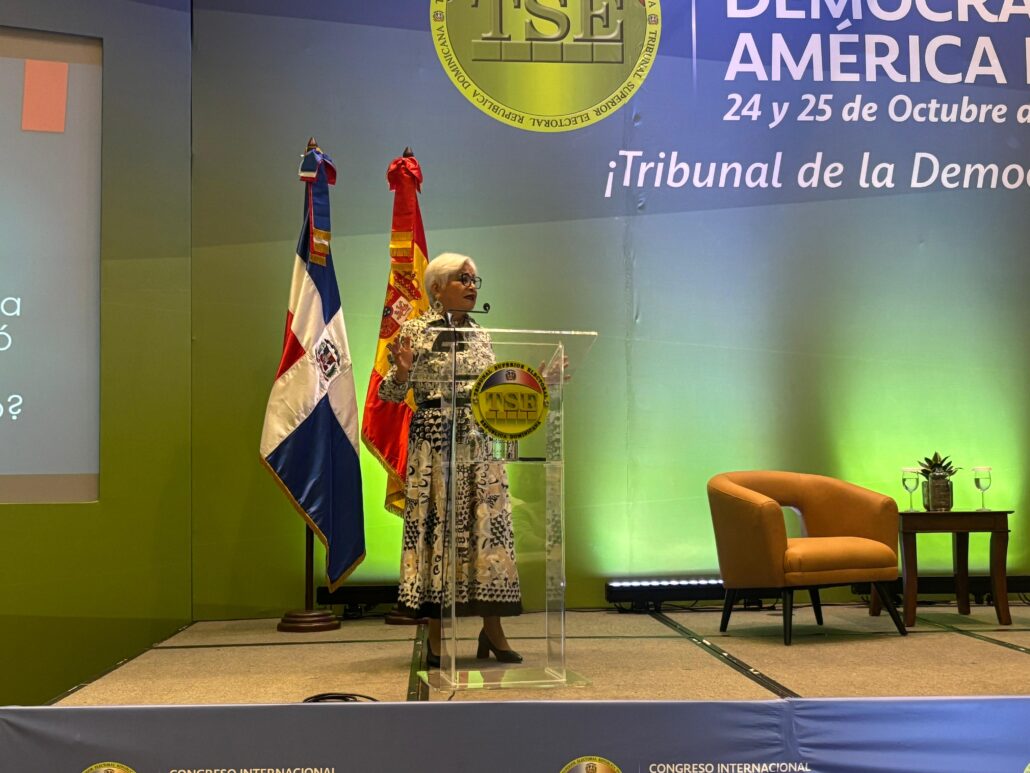 Hoy culmina el Congreso Internacional "Democracia en América Latina" del TSE