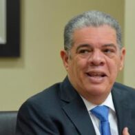 Carlos Amarante Baret anuncia importante acto este domingo en el Hotel Sheraton