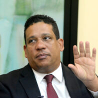 Sueldo de Carlos Pimentel ascenderá a 500 mil pesos en Alianzas Público Privadas