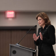Vicepresidenta Peña en Simposio del COA: “RD ha recorrido un camino extraordinario de transformación"