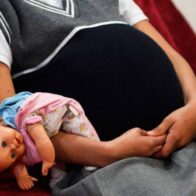 Autoridades trabajan plan para reducir embarazos en adolescentes