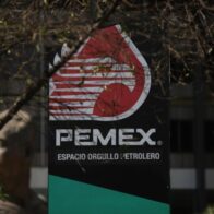 Gobierno mexicano impulsa apoyo por 6.800 millones de dólares a Pemex para sanear su deuda
