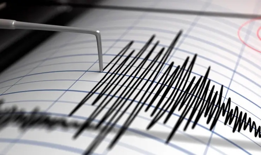 Un sismo de magnitud 6,1 en Ecuador deja al menos 32 heridos y daños en casas y refinería