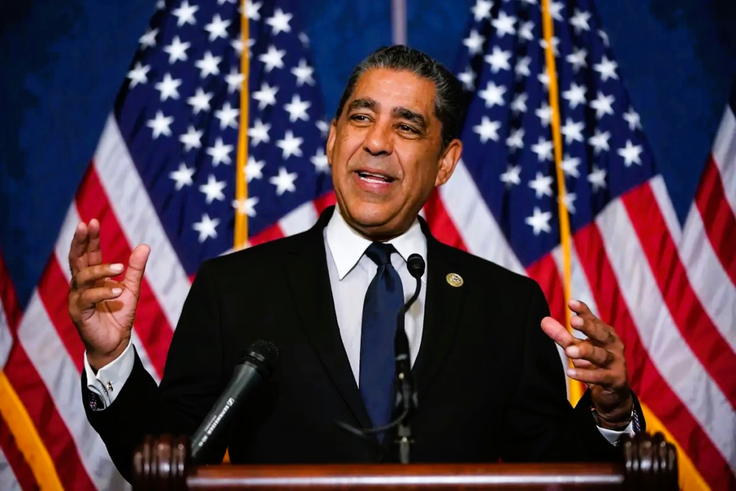 Encuesta proyecta ventaja para Adriano Espaillat en las primarias demócratas de Nueva York