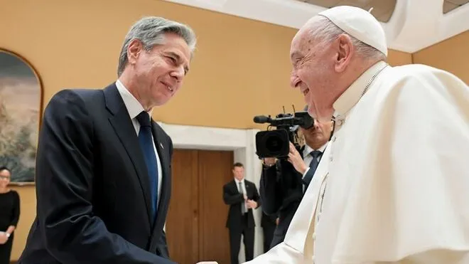 Papa Francisco recibe al secretario de Estado estadounidense, Anthony Blinken