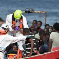 Rescatan más de 200 migrantes en ruta hacia Canarias, entre ellos tres bebés