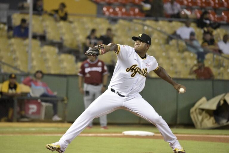 Romero vuelve a lanzar joya y Águilas vencen a Gigantes 7 | Noticias de hoy en República Dominicana IMG 20241125 WA0248 | Noticias de hoy en De Último Minuto