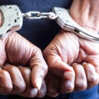 PN apresa a dos de tres hombres por robo en residencia en Barahona