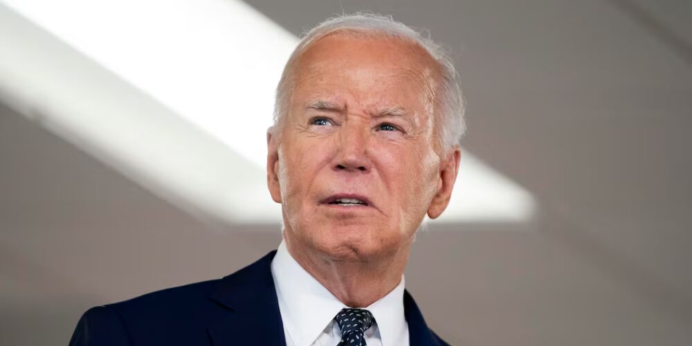 Biden reaparece entre aplausos en el estreno de 'Othello' en Nueva York