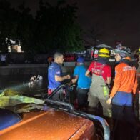 Conductor cae en canal de riego tras perder el control de su vehículo en Santiago