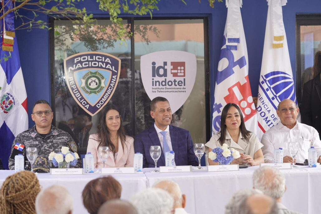 INDOTEL inicia primera fase del proyecto "Destacamentos Conectados" en Cristo Rey