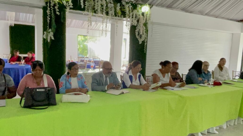 Realizan seminario sobre "Enfoque de los Derechos de la Mujer en la Gestión Municipal"