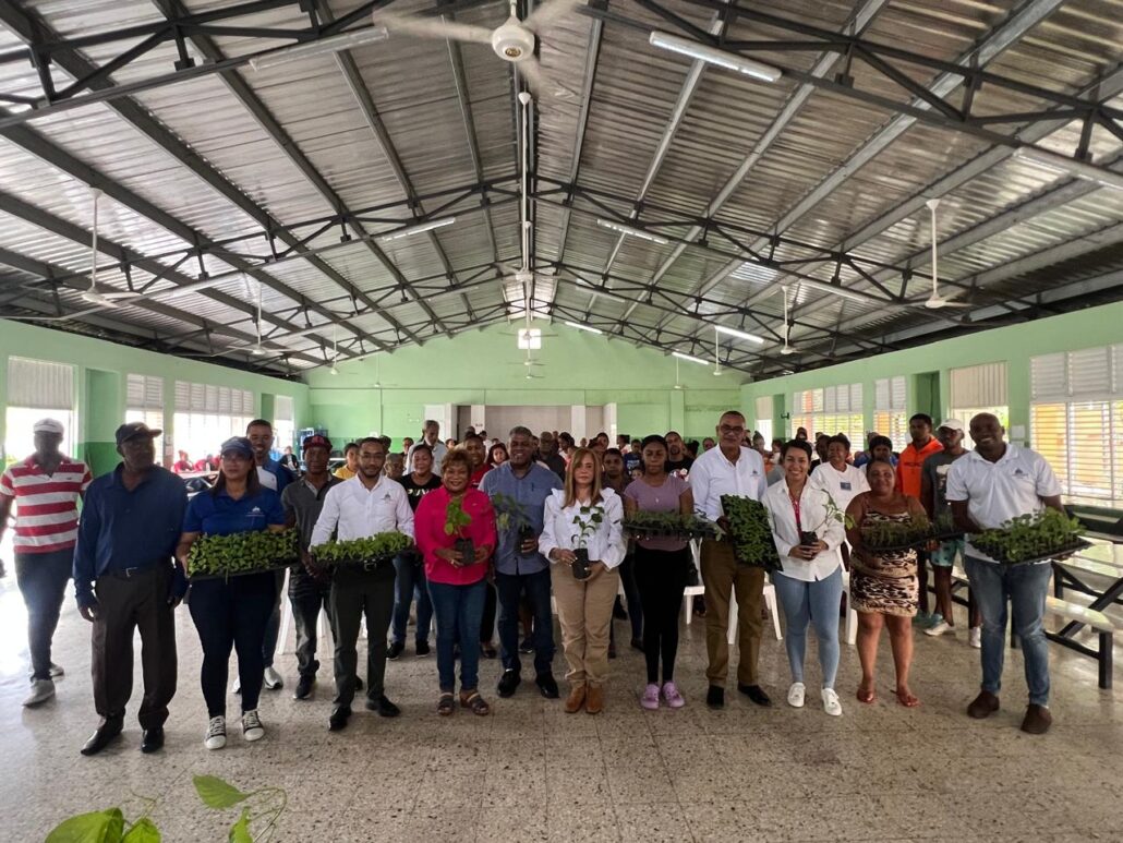El Programa "FEDA en tu Comunidad" brinda esperanza y soluciones al sector El Almirante en SDE
