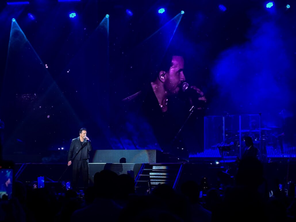 Luis Fonsi enciende Santo Domingo con "Corazón en la Maleta"