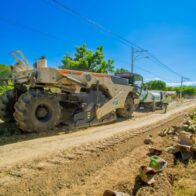 Deligne Ascención dice Gobierno ahorra millones de pesos con reciclaje de asfalto