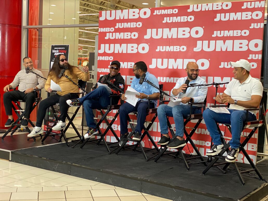 Desde Jumbo Megacentro transmiten en vivo el programa “Esto No Es Radio” por Black Friday