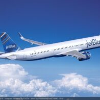 Imagen externa. Un vuelo de JetBlue también fue tiroteado desde tierra en Puerto Príncipe
