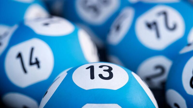 Números ganadores de las loterías del 6 de noviembre del 2024