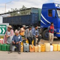 Alertan que crisis de combustible en Bolivia seguirá en 2025 si no hay reacción inmediata