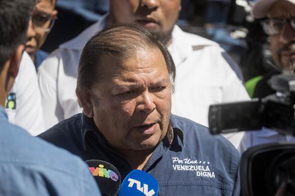 El opositor Velásquez dice que 2024 termina para Venezuela con condiciones "muy duras"