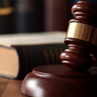 Un dominicano se declara culpable de 21 cargos por robos en residencias de Massachusetts