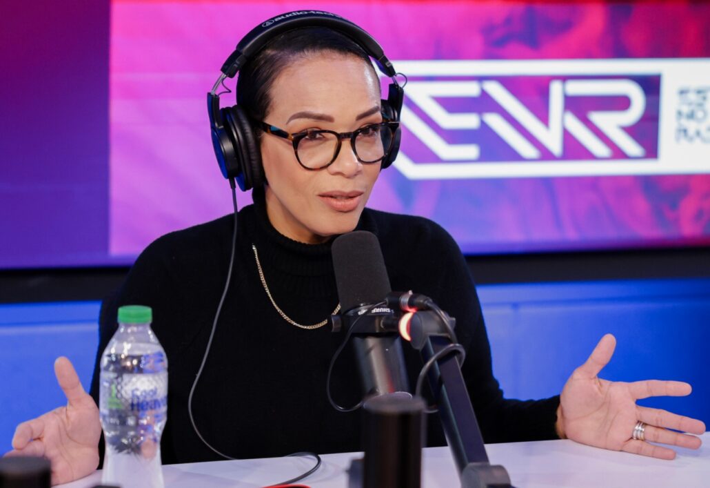 Psiquiatra Alexandra Hichez alerta sobre ola de violencia contra niñas y adolescentes y "complicidad familiar"