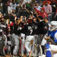 Escogido vencen al Licey y se afianzan en la lucha por la clasificación