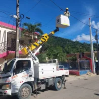 Edesur mejora voltaje en comunidades de San Cristóbal con una inversión superior a los RD$12 millones