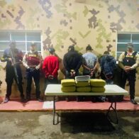 CESFronT y DNCD detienen a cuatro hombres con 70.1 libras de marihuana
