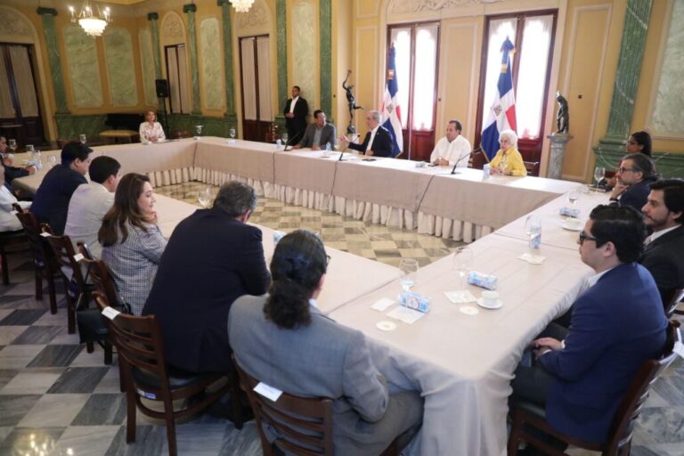 Guatemala afirma RD tiene liderazgo en la región en lucha contra la corrupción 4 | Noticias de hoy en República Dominicana WhatsApp Image 2024 12 13 at 6.06.54 PM | Noticias de hoy en De Último Minuto