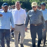 Presentan Drone T-50 aplicado en la agricultura, en un Día de Campo organizado por la JAD