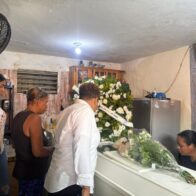 Familiares y vecinos de niña fallecida exigen justicia y piden a dueños de vivienda abandonada dar la cara