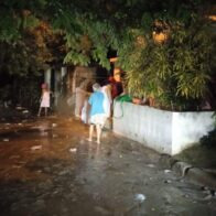 Lluvias inundan comunidades de Santiago y Puerto Plata; Defensa Civil ofrece apoyo logístico